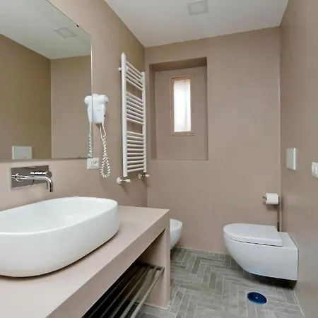 Boutique Della Croce بيت ضيافة روما