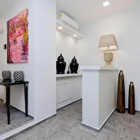 Boutique Della Croce 4* روما