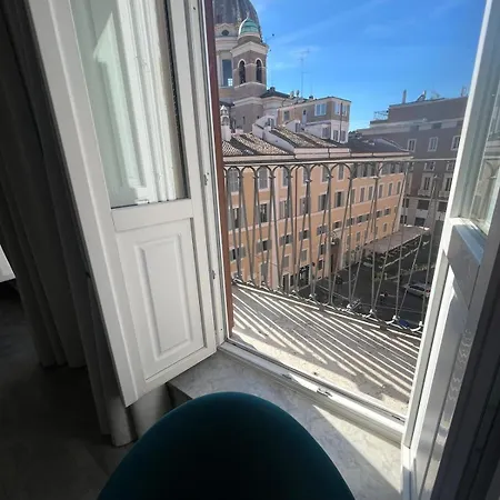 Boutique Della Croce בית הארחה